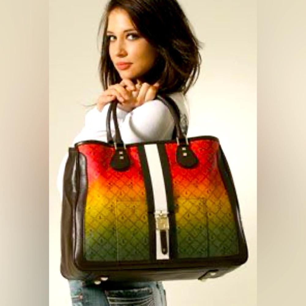 L.A.M.B. Gwen Stefani RASTA Ombre Totebag ❤️💛💚